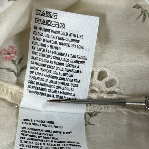 American Eagle Flutter Sleeve Eyelet Babydoll Peasant Blouse, Size Small - Picture 10 of 12